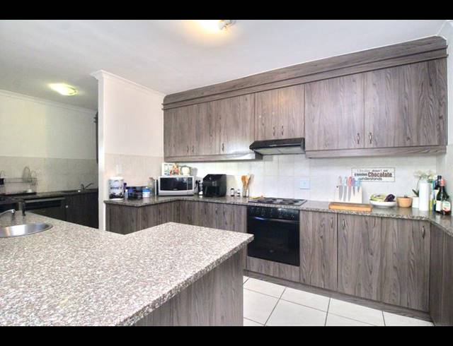 3 BEDROOM PROPERTY TO RENT IN KELDERHOF COUNTRY VILLAGE